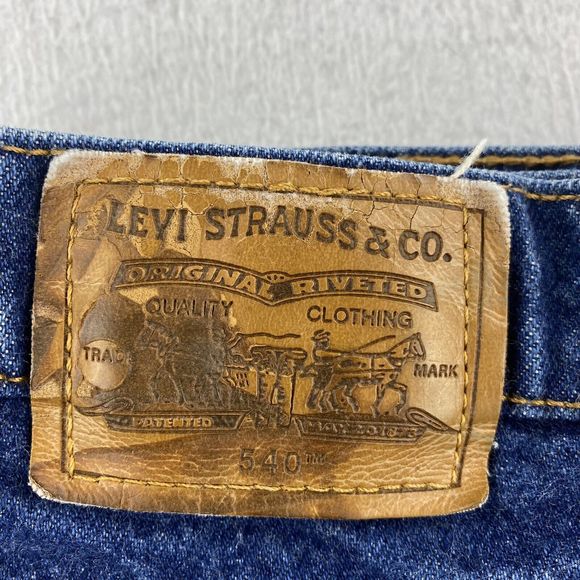 Vintage 90's Levi's 540 Blue Denim Jeans Relaxed Fit Leather Tab Men 38x29 USA - Picture 10 of 16